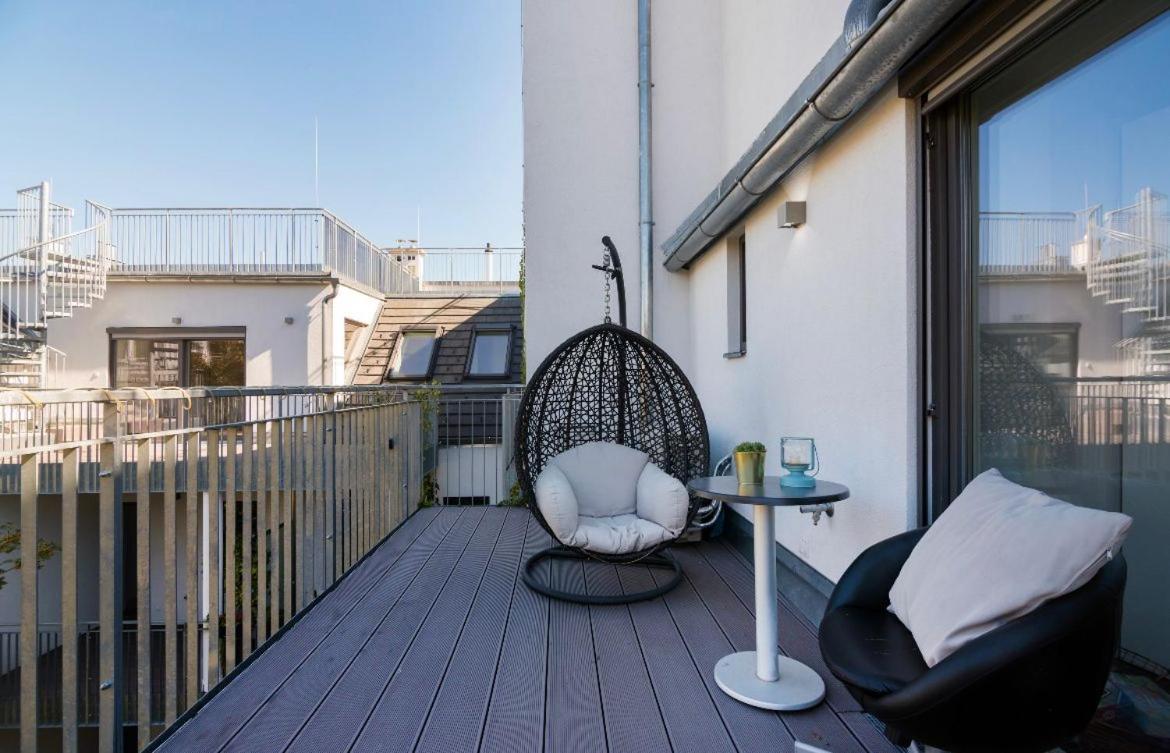 Stylish Rooms, Sunny Terrace In Vienna City Center Dış mekan fotoğraf