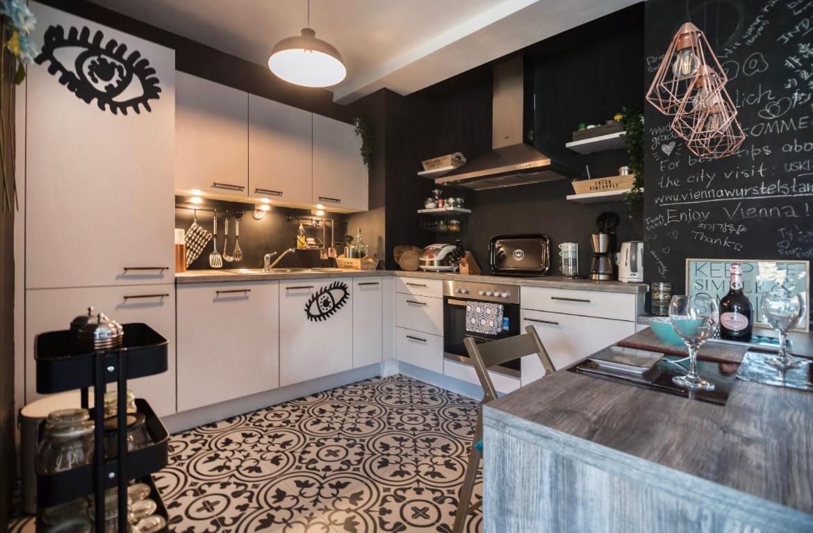 Stylish Rooms, Sunny Terrace In Vienna City Center Dış mekan fotoğraf
